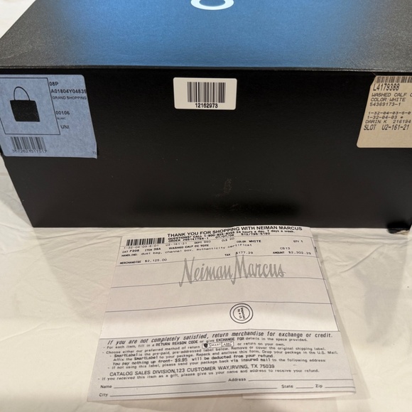 Chanel Caviar Leather Medallion Tote - 2008 Mint Condition - Picture 3 of 10